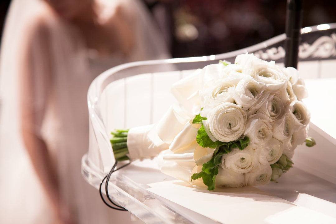 Classic Pure White Wedding Bouquet